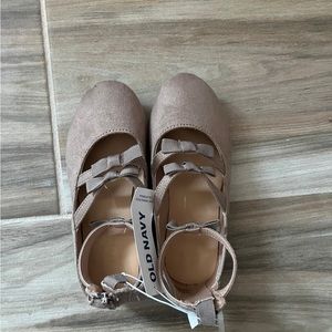 NWT girls flats